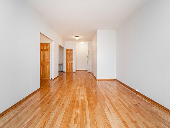 2nd image of 41-14 Broadway #2B