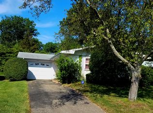 17 Keats Rd, Brick, NJ 08724