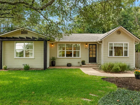 414 Frey St, Boerne, TX 78006