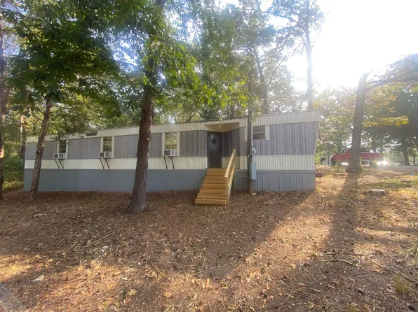 75 Kerri Dr, Crump, TN 38327