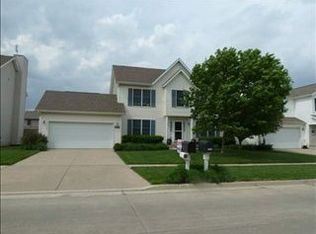 3108 Old Jamestown Rd, Bloomington, IL 61704