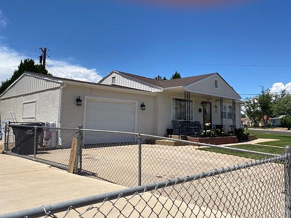 3rd image of 2404 Columbine Ave