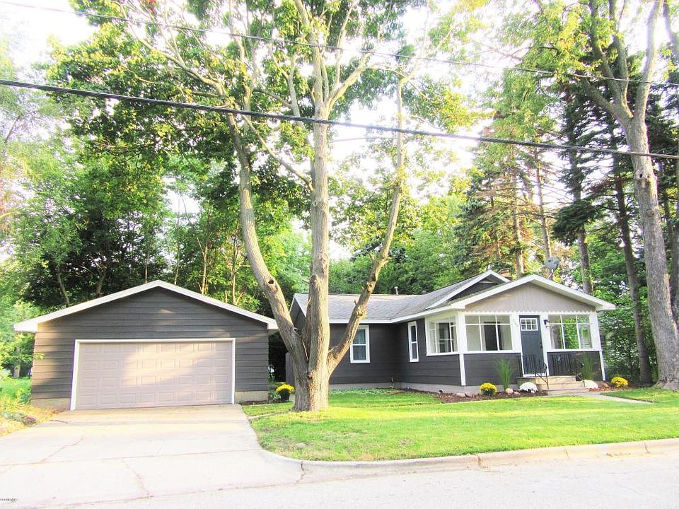 1st image of 966 Young Ave