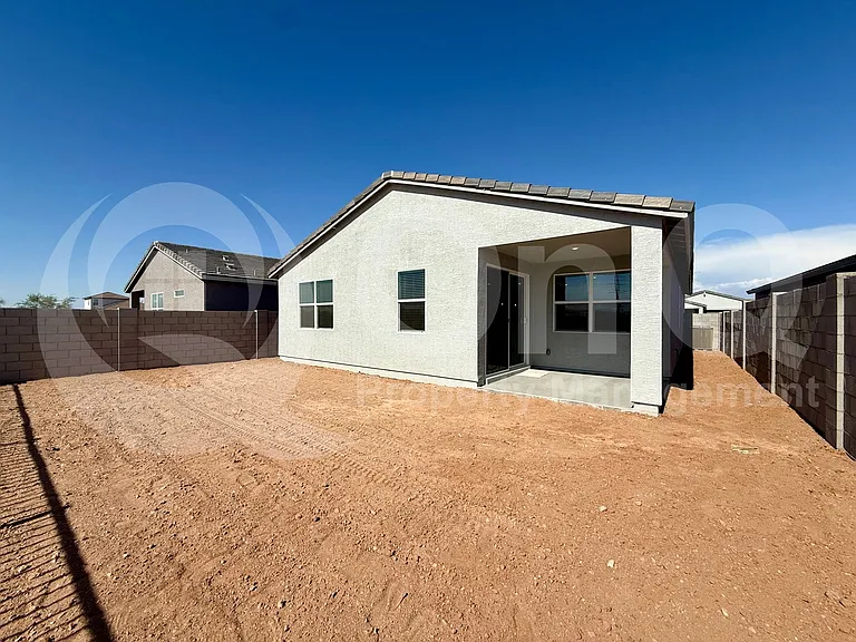 33110 N Noir Dr — Photo 22