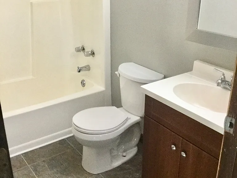 1135 Sunset Ln #4 — Photo 10