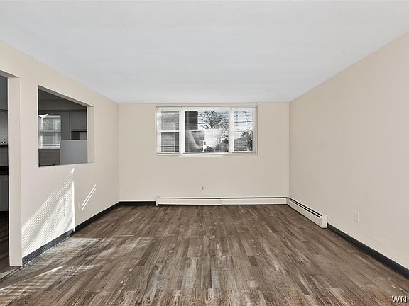 5th image of 127 Franklin St #B4