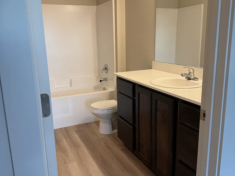 4013 S Woodland Ave — Photo 14