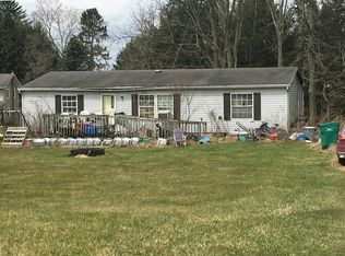 77 Airport Rd, Mercer, PA 16137