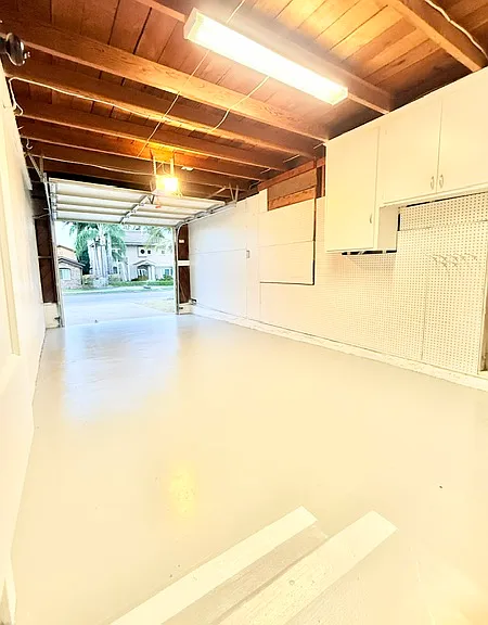 2219 Denver St — Photo 15