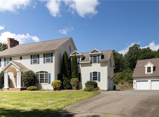 275 Burr Hall Rd, Middlebury, CT 06762