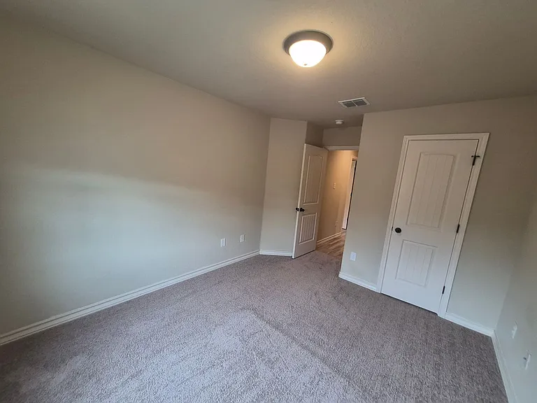 6926 Lakeview Dr #102 — Photo 19