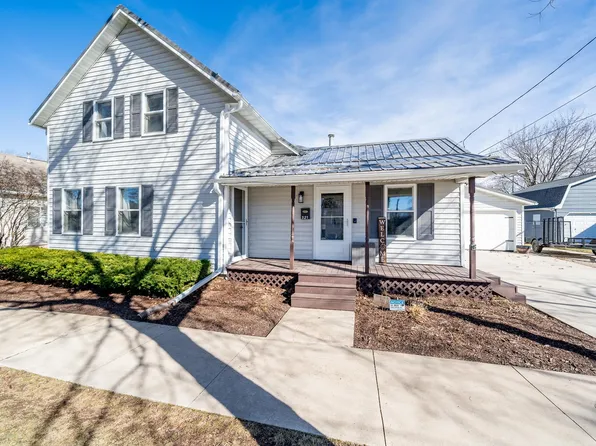 321 S Ontario St, De Pere, WI 54115