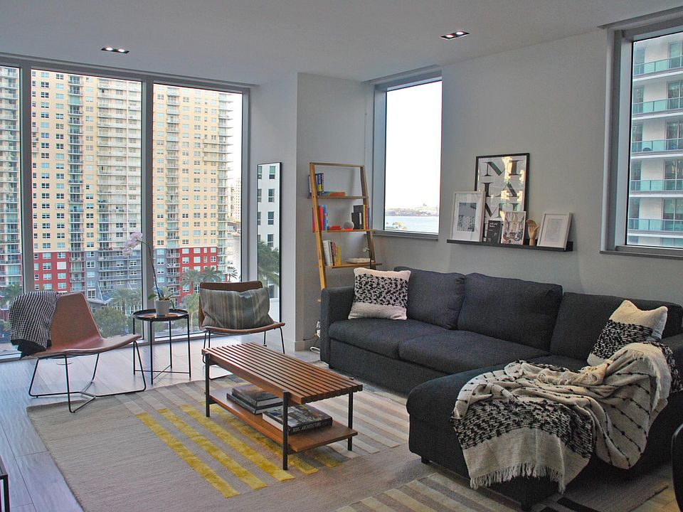 1st image of 1300 Brickell Bay Dr APT 1209