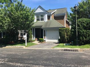 25 Winterberry Ln, Briarcliff Manor, NY 10510
