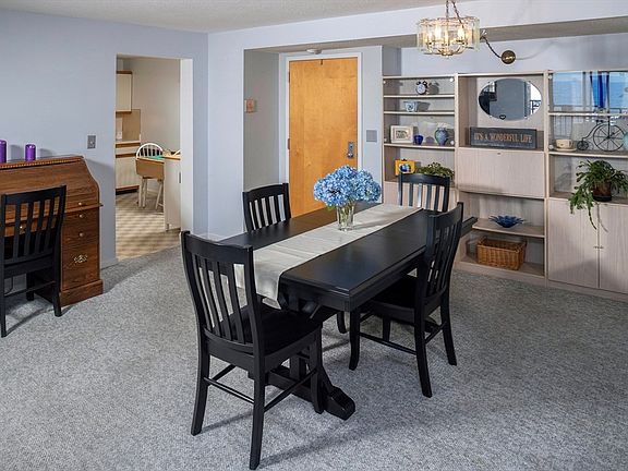 5th image of 121 Nantasket Ave APT 208