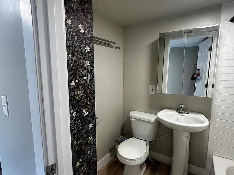 575 N Chicago St — Photo 8