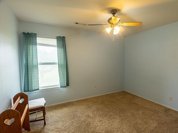 5th image of 508 Cora Dr