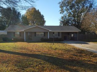 3 Eastwood Dr, Carlisle, AR 72024