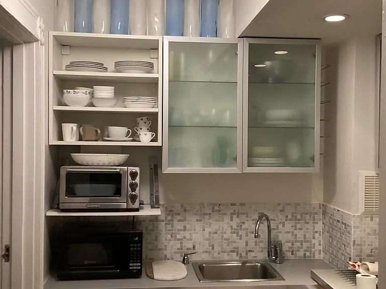 21 Beacon St #2D — Photo 7