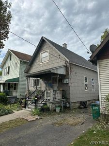 32 Goethe St, Buffalo, NY, 14206