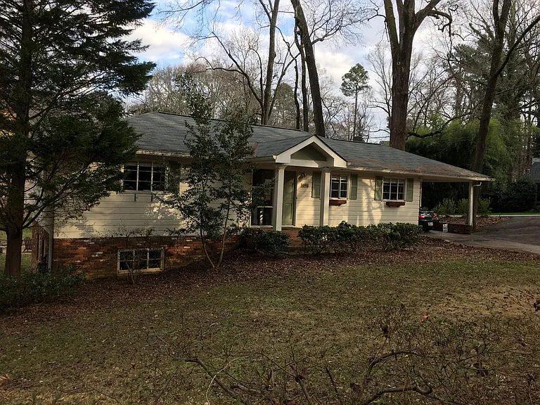 4975 Lake Forrest Dr — Photo 39