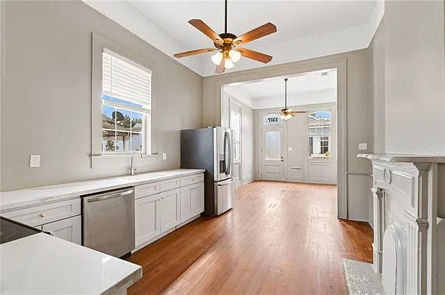 2 bed, 1.0 bath, 830 sqft, $1,800 — Photo 4