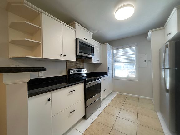 5th image of 1502 Heights Blvd APT 9
