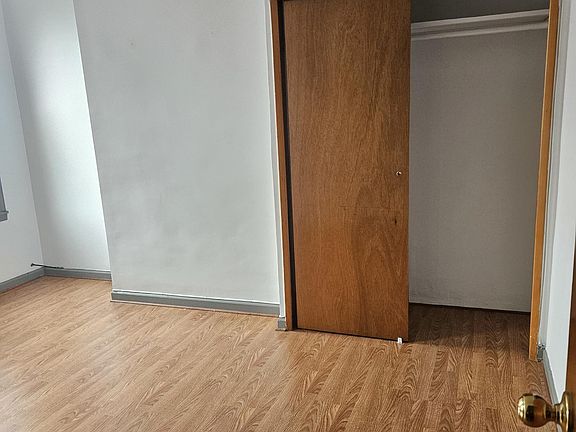 5th image of 224 N Henry St #3