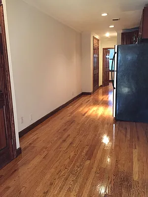 Rented by Metropolitan Equities | media 2