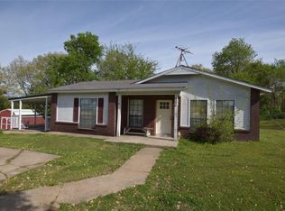 407 Holbird Ave, Stilwell, OK 74960