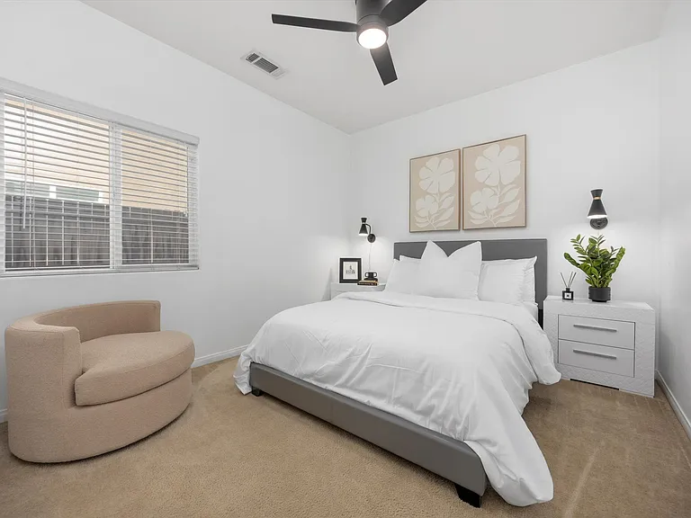 11004 Corbett Canyon Dr — Photo 45