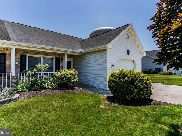 70 Imperial Ct, Carlisle, PA 17013