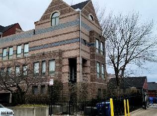 906 E 54th St, Chicago, IL 60615