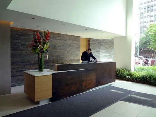 Rented by Yael Dunsky Real Estate | media 17