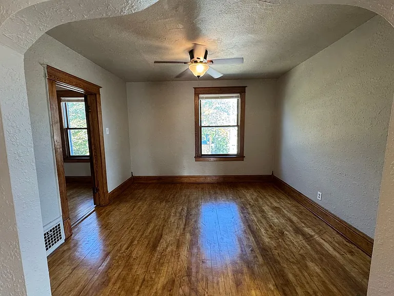 3461 E Plankinton Ave — Photo 8