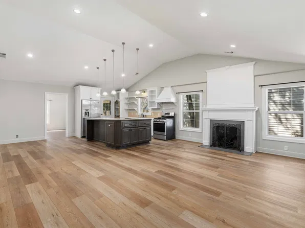 2503 Vincent St, Brownwood, TX 76801