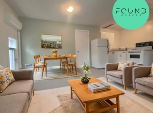 276 Main St W #3, Hamilton, ON L8P1J8