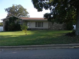 3049 Anderson Rd, Nashville, TN 37217