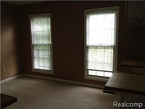 3rd image of 4070 Shore Crest Dr
