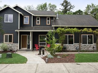 1900 Toliver Rd, Molalla, OR 97038