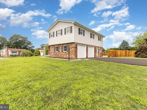 929 Sycamore Ln #L-0929, Lebanon, PA 17046