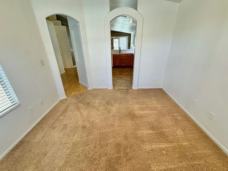 1396 Dragon Rock Dr — Photo 15