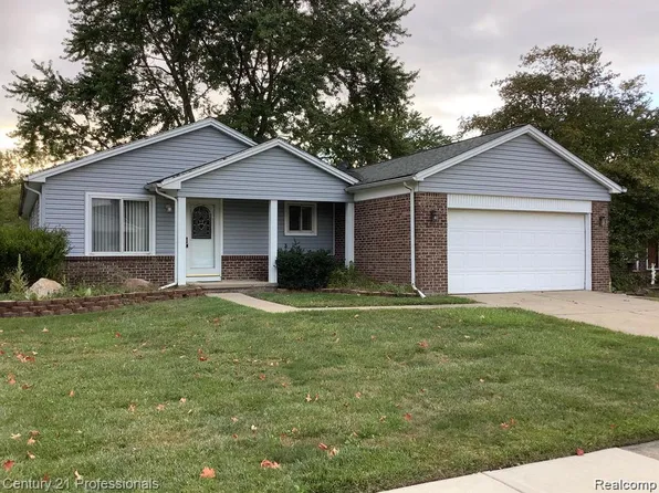 1646 Heritage Dr, Canton, MI 48188