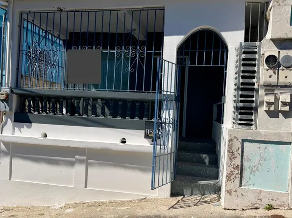 Clausells Calle Colon #125, Ponce, PR 00730