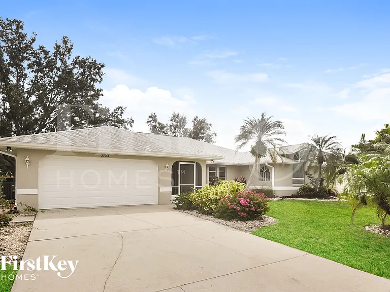 27065 Formosa Dr — Photo 2