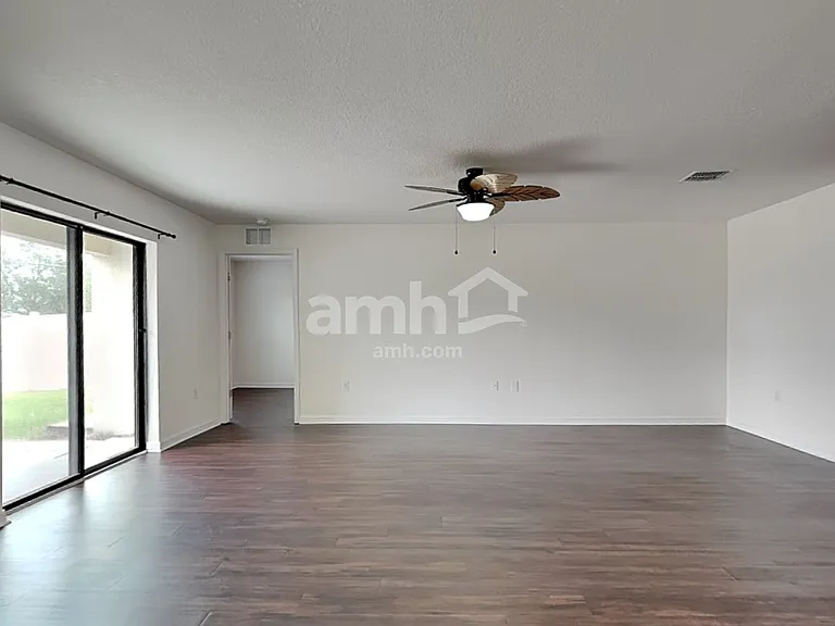 1741 Chatham Green Cir — Photo 7