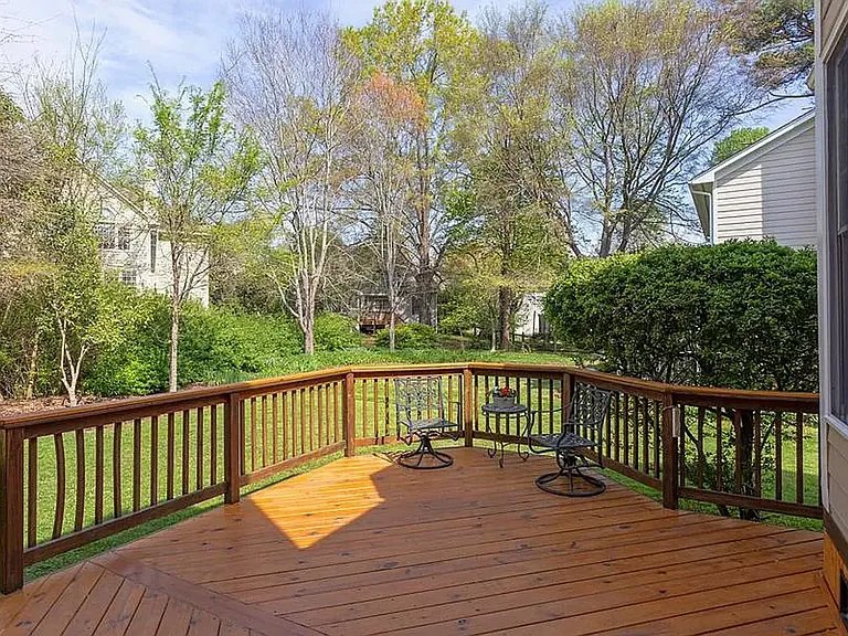 205 Windhover Dr — Photo 31