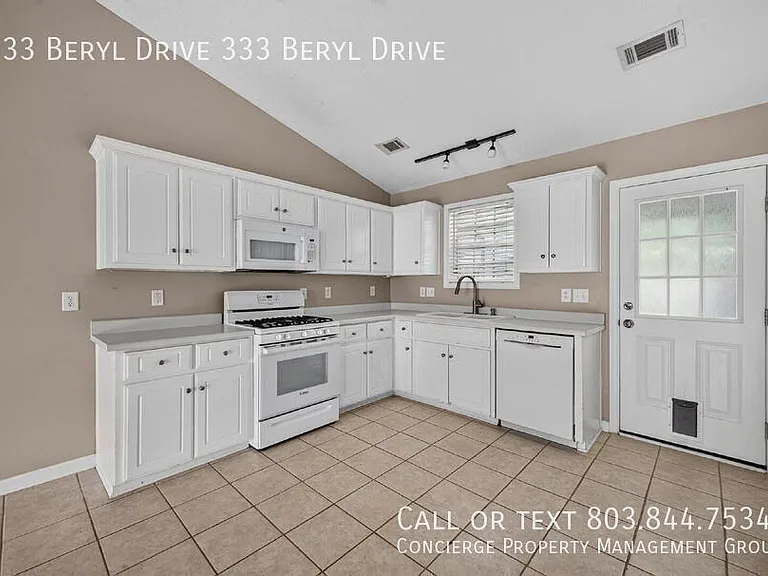 333 Beryl Dr — Photo 6