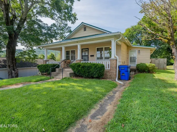 213 Devonia St, Harriman, TN 37748