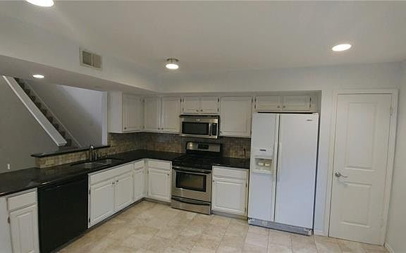 4th image of 7711 Palacios Dr
